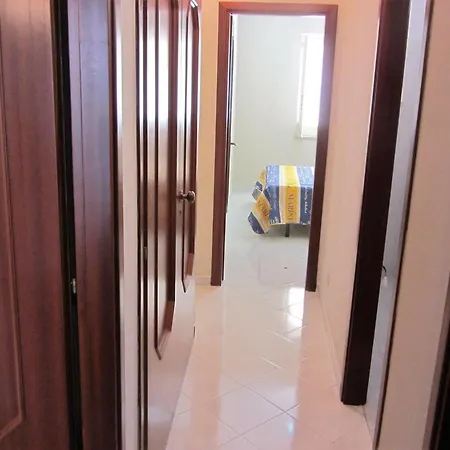 Pearl By The Sea Apartment *